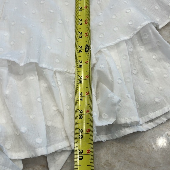 White Hello Molly Days Stay The Same Open Back Crochet Ruffle Romper White Small - Picture 7 of 16